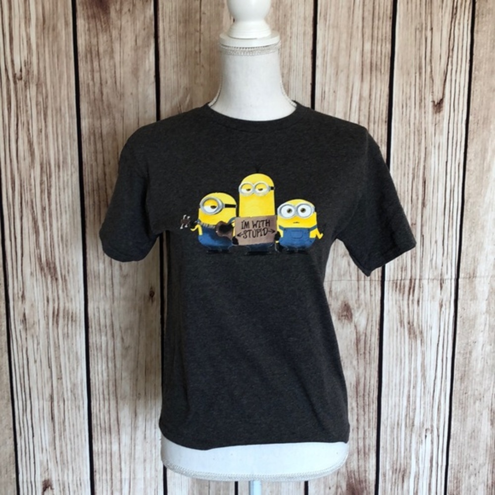 Minions “I’m with stupid” Despicable Me Tee Size Medium